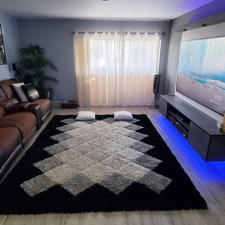Fully Furnished, Beautiful, Spacious Two Bedroom Condo Lauderhill Exteriér fotografie