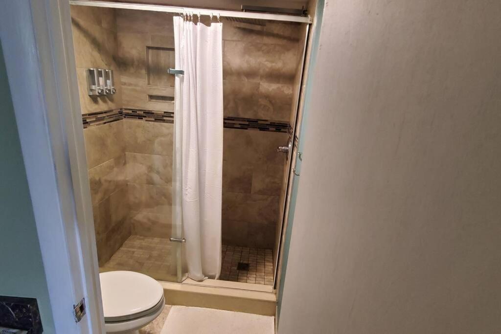 Fully Furnished, Beautiful, Spacious Two Bedroom Condo Lauderhill Exteriér fotografie